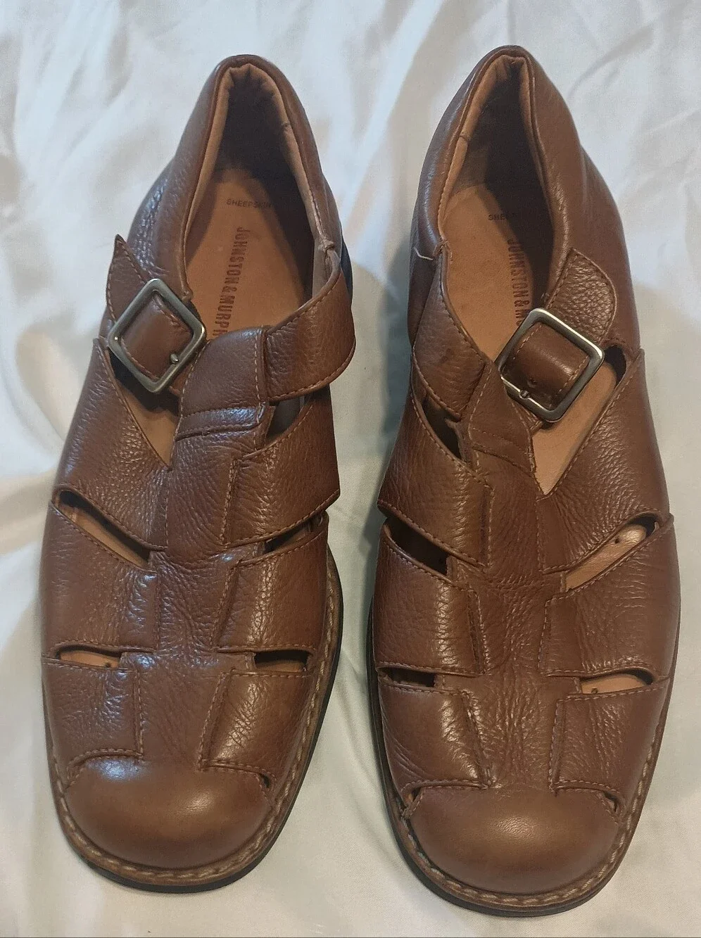 Johnston & Murphy Men's Tan Sheepskin Fisherman Shoes Size 10M